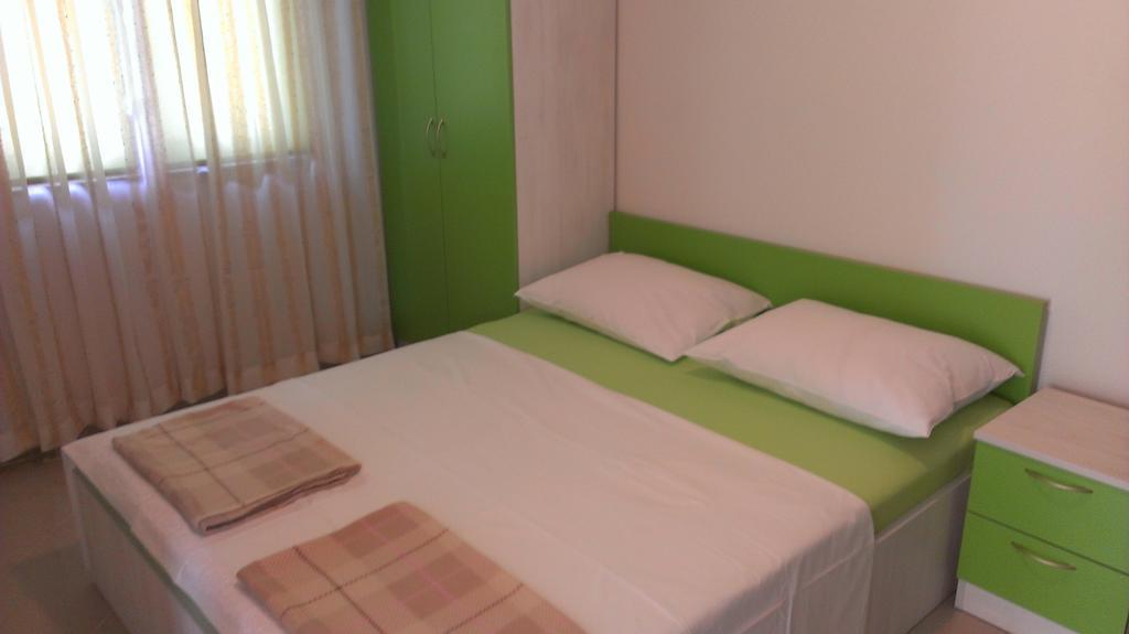 Apartments Hana Starigrad Paklenica Zimmer foto