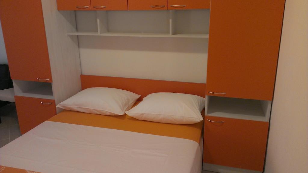 Apartments Hana Starigrad Paklenica Zimmer foto