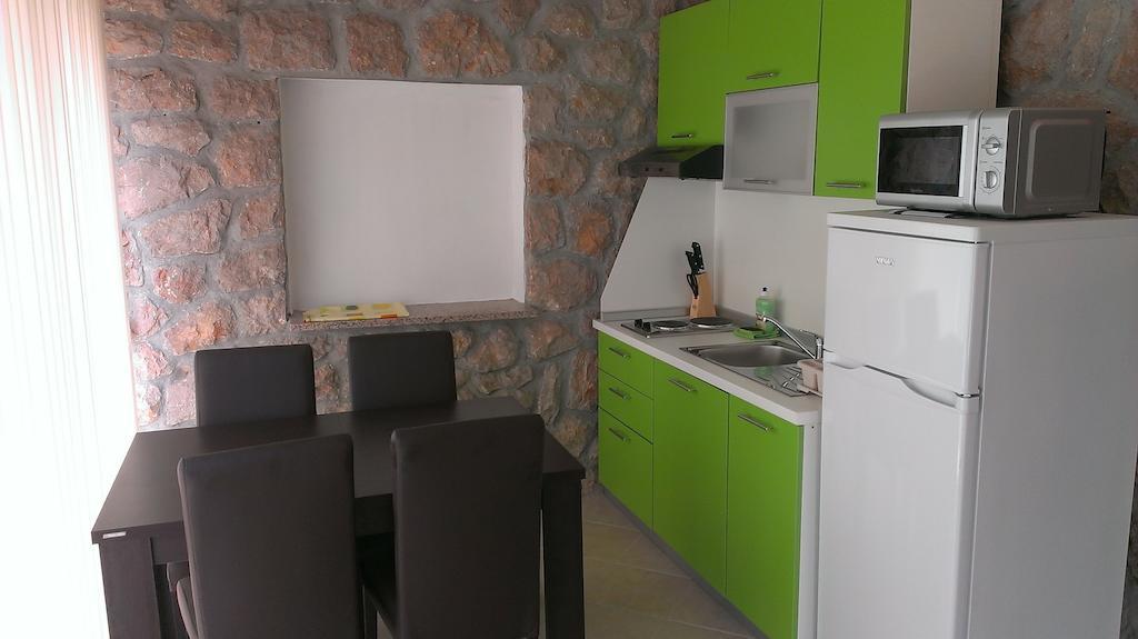 Apartments Hana Starigrad Paklenica Zimmer foto