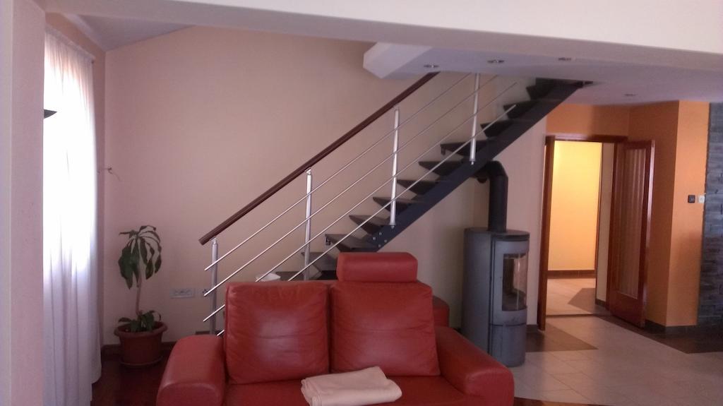 Apartments Hana Starigrad Paklenica Exterior foto